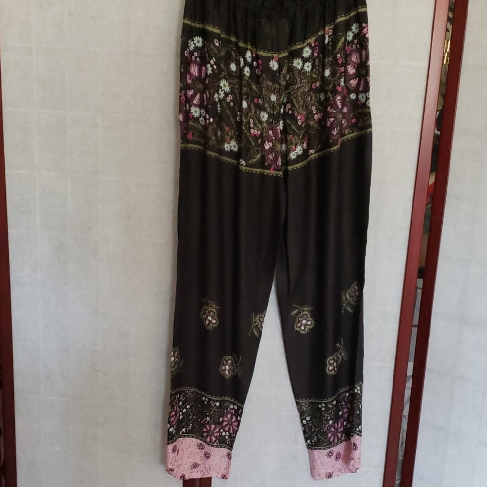 Drawstring Pants - Picture 2 of 4